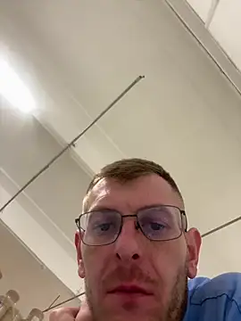 Snapshot of adrian90bi11 chatting on April 2026 09:20:01 AM adrian90bi11 online show from April 2026 09:20:01 AM