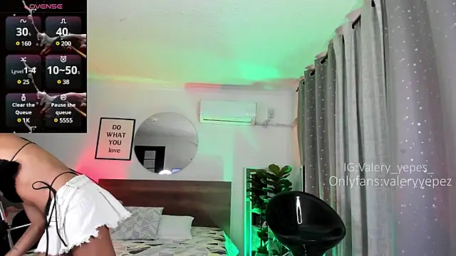 valery yepes online show from March 2025 12:16:01 PM