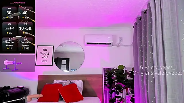 valery yepes online show from March 2025 11:40:02 AM