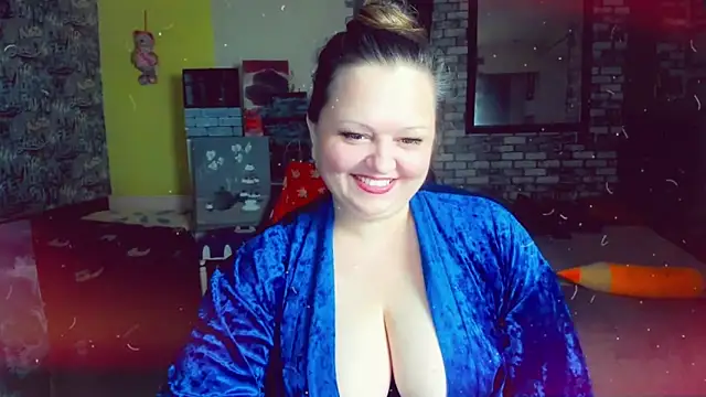 KlaraHoll online show from December 2024 08:33:01 PM