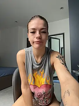 Snapshot of -Sexy_Barbie- chatting on November 2025 03:28:02 AM -Sexy Barbie- online show from November 2025 03:28:02 AM