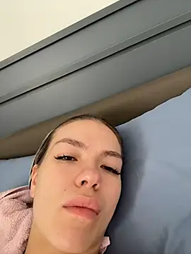 Snapshot of -Sexy_Barbie- chatting on December 2025 02:27:01 AM -Sexy Barbie- online show from December 2025 02:27:01 AM