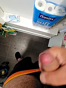 Snapshot of eric69_69 chatting on October 2025 06:23:02 AM eric69 69 online show from October 2025 06:23:02 AM