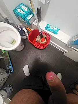 Snapshot of eric69_69 chatting on February 2026 08:40:02 PM eric69 69 online show from February 2026 08:40:02 PM