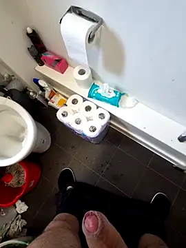 Snapshot of eric69_69 chatting on April 2026 01:39:02 PM eric69 69 online show from April 2026 01:39:02 PM