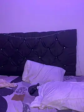 alisson carolina73 online show from December 2024 02:08:02 AM