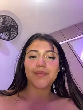 alisson carolina73 online show from February 2025 06:33:01 AM