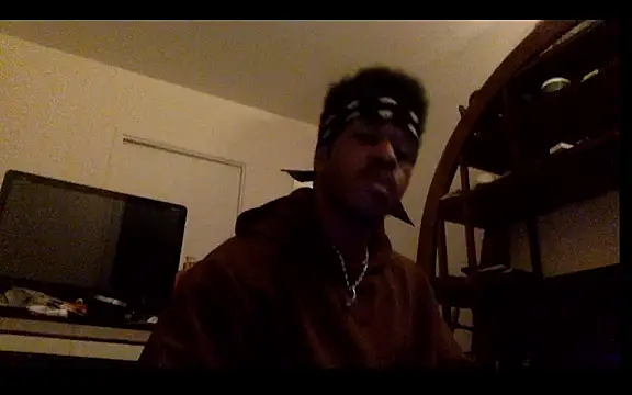 Snapshot of POPAYE972 chatting on March 2026 07:53:01 PM POPAYE972 online show from March 2026 07:53:01 PM