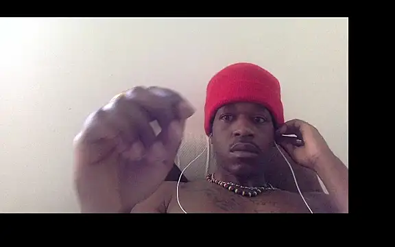 Snapshot of POPAYE972 chatting on April 2026 02:00:02 PM POPAYE972 online show from April 2026 02:00:02 PM