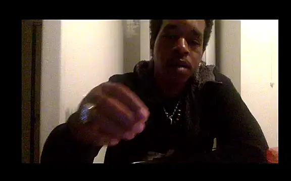 Snapshot of POPAYE972 chatting on April 2026 08:02:02 PM POPAYE972 online show from April 2026 08:02:02 PM