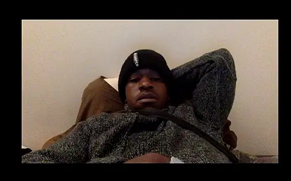 Snapshot of POPAYE972 chatting on April 2026 08:10:01 PM POPAYE972 online show from April 2026 08:10:01 PM