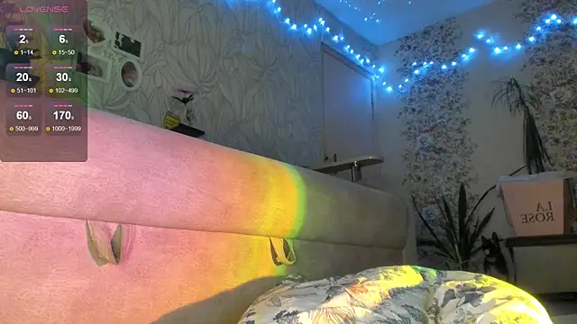 Snapshot of Yay_Nicky chatting on February 2025 09:46:01 PM Yay Nicky online show from February 2025 09:46:01 PM