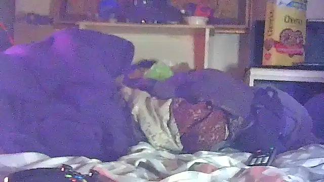 Snapshot of DI4MOND_FIR3 chatting on April 2026 11:27:02 PM DI4MOND FIR3 online show from April 2026 11:27:02 PM