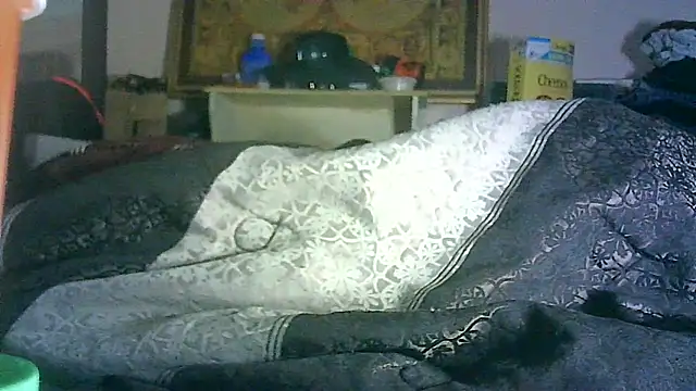 Snapshot of DI4MOND_FIR3 chatting on April 2026 08:19:02 AM DI4MOND FIR3 online show from April 2026 08:19:02 AM