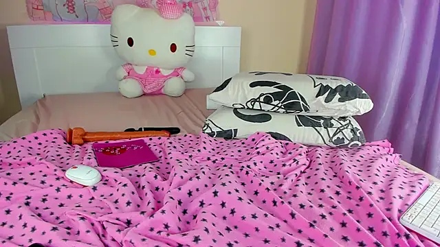 Snapshot of kuraii1_ chatting on March 2026 08:26:33 AM kuraii1 online show from March 2026 08:26:33 AM