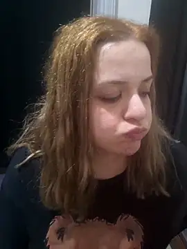 cansuozell online show from November 2025 06:10:01 PM