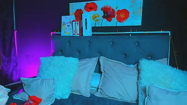 Snapshot of dulce_celeste15 chatting on January 2025 02:30:02 AM dulce celeste15 online show from January 2025 02:30:02 AM