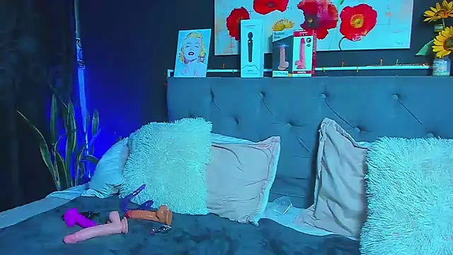 Snapshot of dulce_celeste15 chatting on February 2025 03:43:02 AM dulce celeste15 online show from February 2025 03:43:02 AM