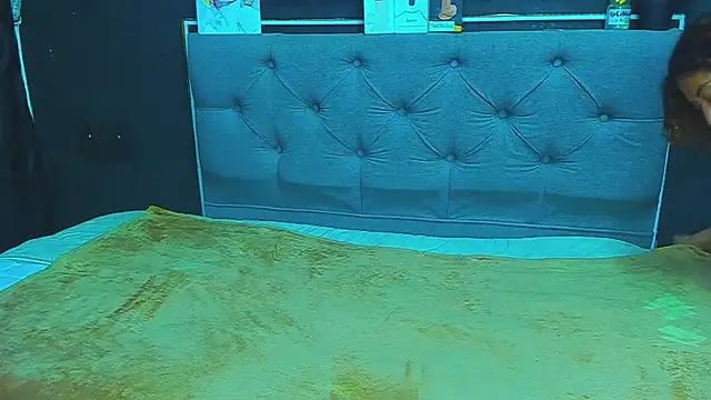 Snapshot of dulce_celeste15 chatting on March 2025 03:04:02 AM dulce celeste15 online show from March 2025 03:04:02 AM