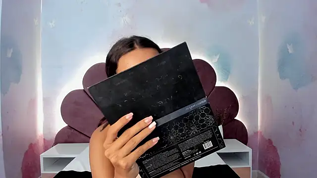 Snapshot of Carohorny4u chatting on March 2026 11:48:02 AM Carohorny4u online show from March 2026 11:48:02 AM