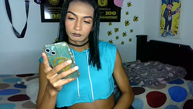 Snapshot of alexxa_Rooa chatting on October 2025 07:04:02 PM alexxa Rooa online show from October 2025 07:04:02 PM