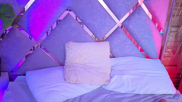 paulette dupont online show from March 2026 08:26:33 AM