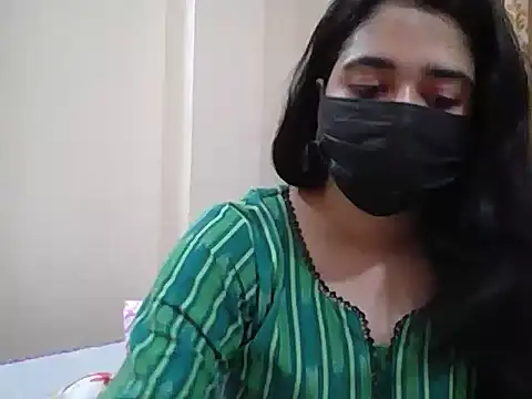 Snapshot of A-pusparani chatting on May 2026 06:59:01 PM A-pusparani online show from May 2026 06:59:01 PM