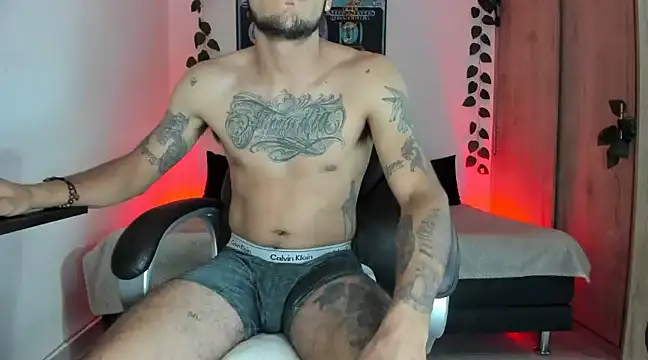 Snapshot of mikee_scooth chatting on March 2025 06:26:02 AM mikee scooth online show from March 2025 06:26:02 AM