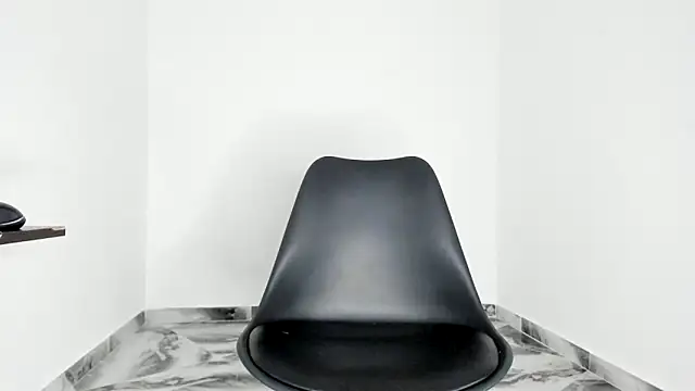 mikee scooth online show from April 2026 04:03:01 PM