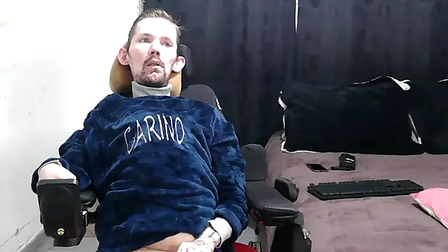 Snapshot of Sophia_and_Thomas chatting on February 2025 12:45:02 PM Sophia and Thomas online show from February 2025 12:45:02 PM