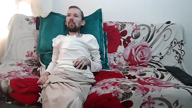 Snapshot of Sophia_and_Thomas chatting on April 2026 03:12:01 PM Sophia and Thomas online show from April 2026 03:12:01 PM