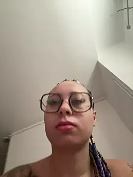 Snapshot of queenlo_xxx chatting on June 2026 03:01:02 PM queenlo xxx online show from June 2026 03:01:02 PM