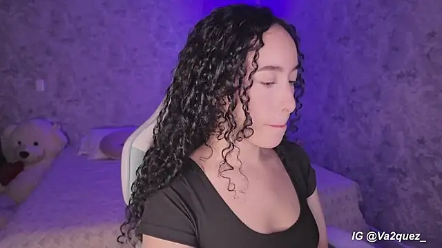 Snapshot of Heyloreley chatting on March 2026 03:01:01 AM Heyloreley online show from March 2026 03:01:01 AM