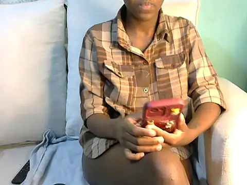 Caryyyl online show from September 2025 06:37:02 AM