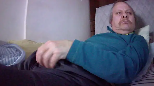 amylrmm1903 online show from February 2026 04:10:02 PM