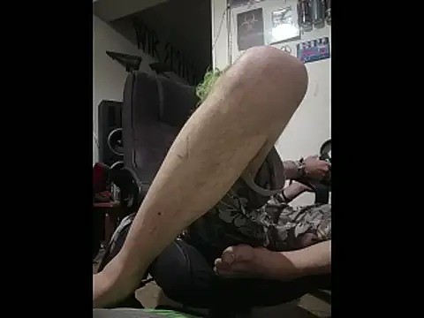 Snapshot of harterdome chatting on April 2026 11:03:01 PM harterdome online show from April 2026 11:03:01 PM