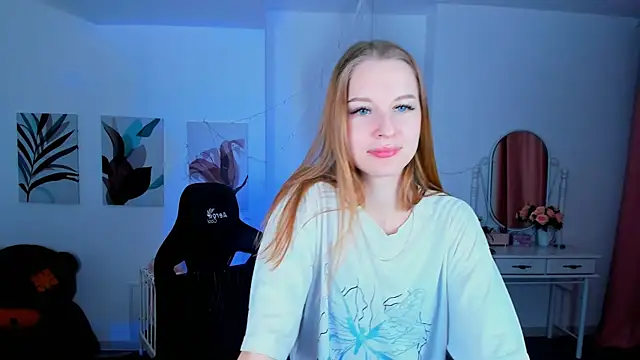 Snapshot of CuteMousee chatting on December 2024 04:14:01 PM CuteMousee online show from December 2024 04:14:01 PM