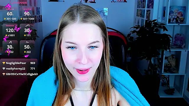 Snapshot of CuteMousee chatting on January 2025 09:29:01 PM CuteMousee online show from January 2025 09:29:01 PM