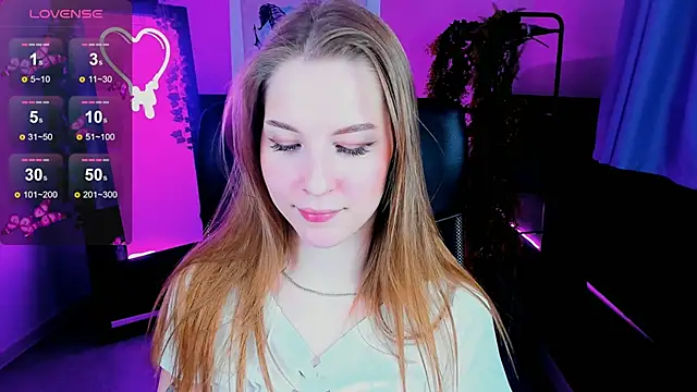 Snapshot of CuteMousee chatting on January 2025 08:53:02 PM CuteMousee online show from January 2025 08:53:02 PM