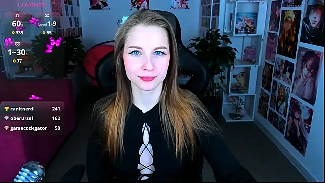 Snapshot of CuteMousee chatting on February 2025 12:28:01 PM CuteMousee online show from February 2025 12:28:01 PM