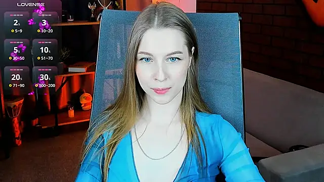 Snapshot of CuteMousee chatting on February 2025 02:57:01 PM CuteMousee online show from February 2025 02:57:01 PM