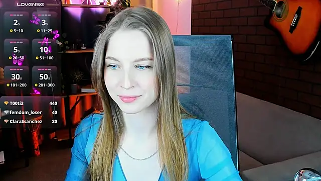 Snapshot of CuteMousee chatting on February 2025 06:00:02 PM CuteMousee online show from February 2025 06:00:02 PM