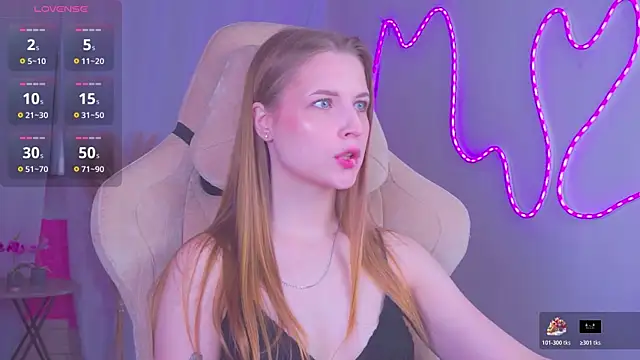 Snapshot of CuteMousee chatting on November 2025 06:14:01 AM CuteMousee online show from November 2025 06:14:01 AM