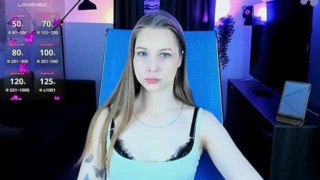 Snapshot of CuteMousee chatting on February 2026 09:23:01 AM CuteMousee online show from February 2026 09:23:01 AM