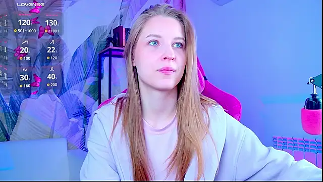 Snapshot of CuteMousee chatting on February 2026 06:33:02 AM CuteMousee online show from February 2026 06:33:02 AM