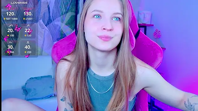 Snapshot of CuteMousee chatting on March 2026 05:46:01 AM CuteMousee online show from March 2026 05:46:01 AM