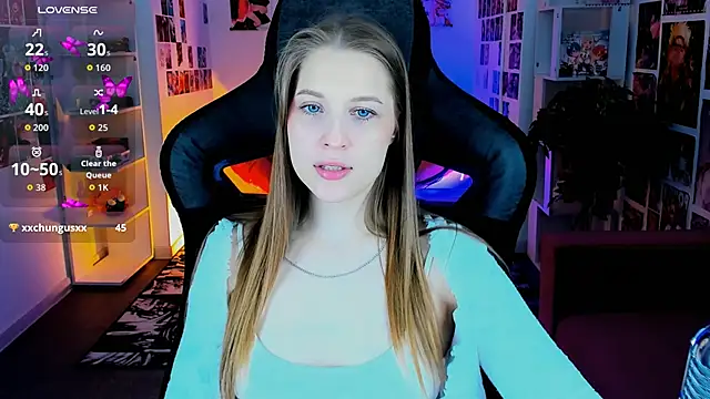 Snapshot of CuteMousee chatting on March 2026 09:37:02 AM CuteMousee online show from March 2026 09:37:02 AM