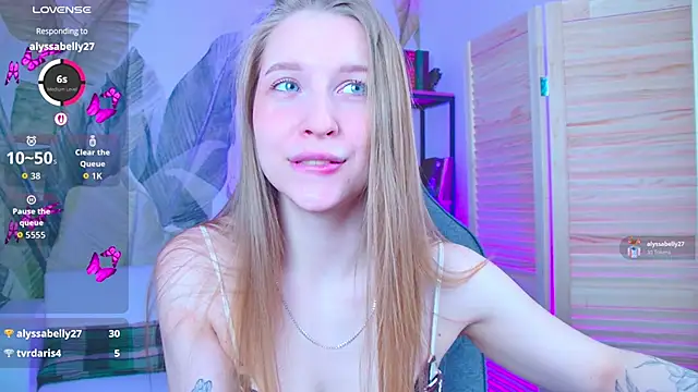 CuteMousee online show from April 2026 08:12:02 AM