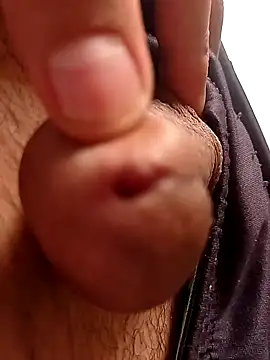 Snapshot of thelion2530 chatting on January 2025 08:22:02 PM thelion2530 online show from January 2025 08:22:02 PM