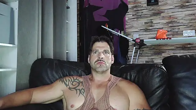 XxBigboybandxX online show from September 2025 05:23:01 PM